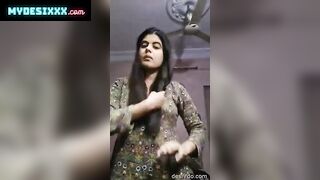 Sexy indian girl shows her perfect round boobs