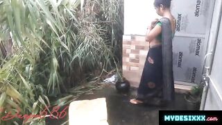 Village bihari bhabhi outdoor fucking with lover