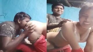 Village bhabhi ki gaand chaatke choda