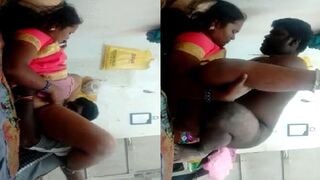 Apne aashiq se chut chatwaake chudi mature bhabhi