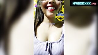 Insta queen nikki full boobs show and pressing