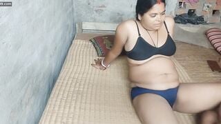 Hubby licked her chubby wife pussy then started fuck