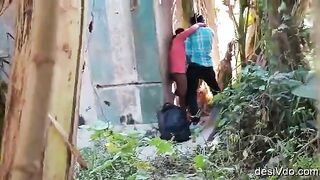 Nighbor secretly made video of young college girl outdoor sex