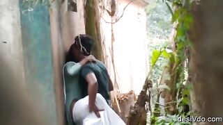 Nighbor secretly made video of young college girl outdoor sex part 2