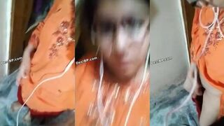 Horny chashmish suit girl fingering and moaning loud