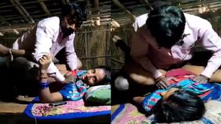 Ek ladka kar raha hai randi ki chudai or dusra ladka bana raha hai viideo